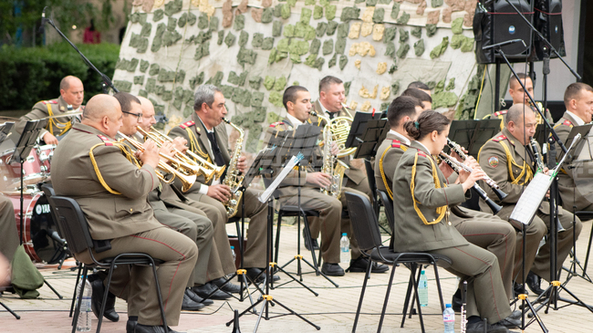 С тържествен концерт на Военния духов оркестър на 61-ва Стрямска механизирана бригада в Казанлък ще отбележат Празника на сухопътните войски