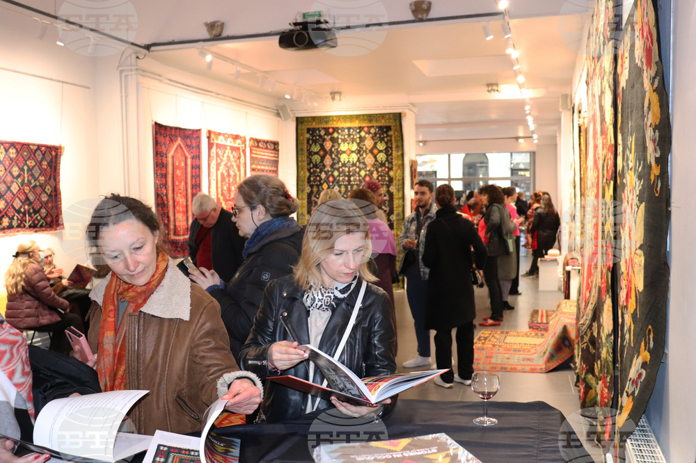 France - Bulgarian kilims - exhibition