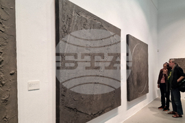 Петър Дочев - изложба