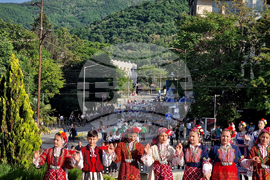 Петрич - международен детски конкурс "Южни слънца"