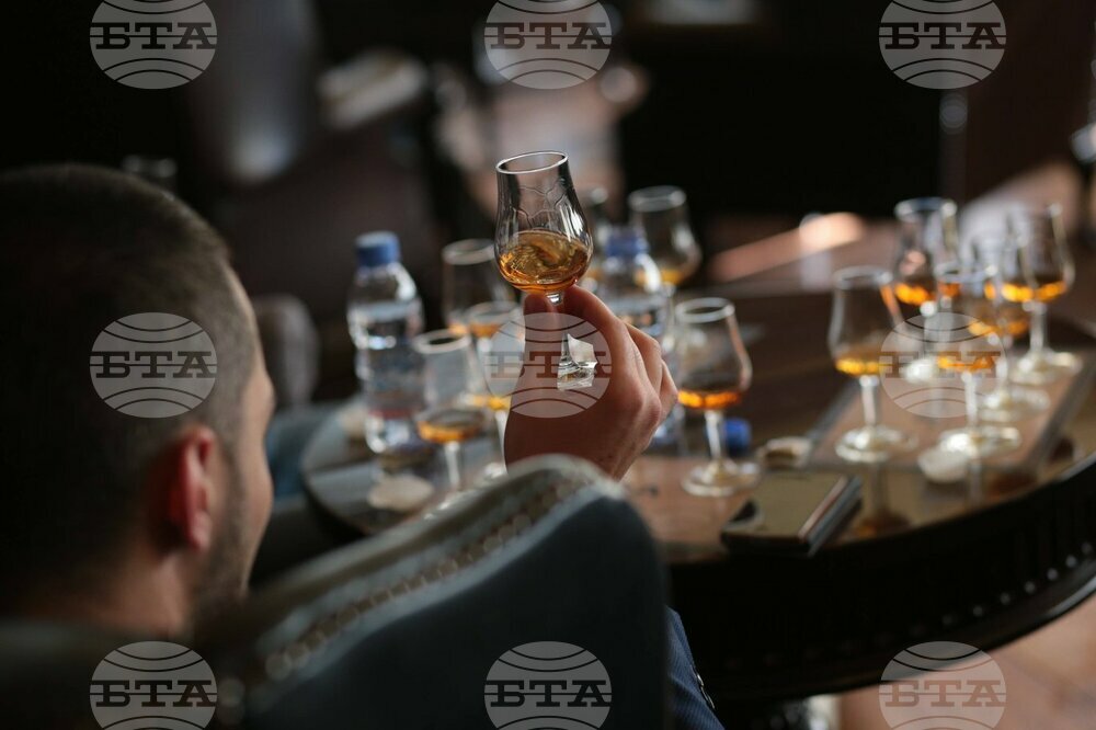 Festival Presents over 250 Types of Whiskey from Around the Globe