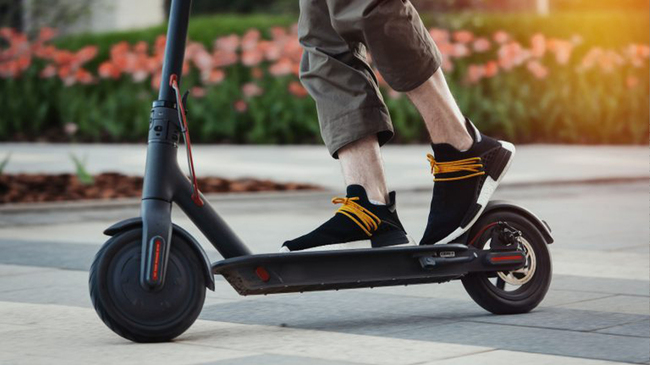 Община Сатовча забранява електрическите тротинетки за деца под 14 години