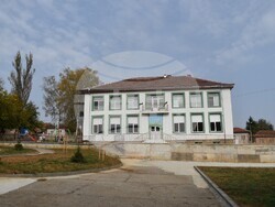 Цветя получи в последния си работен ден директорът на ДГ „Люляче“ Галя Дочева