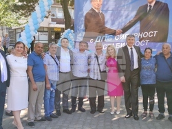 Снимка: Пресцентър ДПС - предизборна среща в Омуртаг