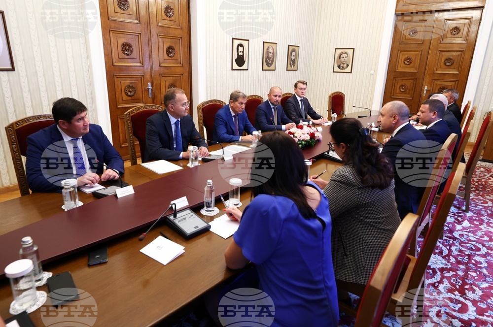 President Radev at Meeting with Lukoil: High Fuel Prices Leading Cause of Price Increase of All Goods, Services