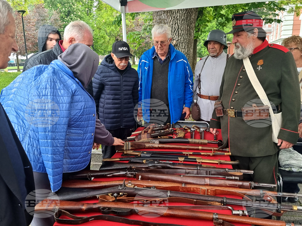 Плевен - военнослужещи - празник