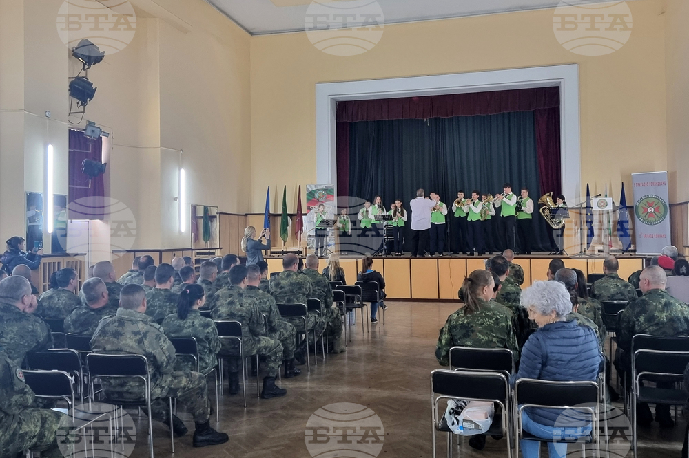 Плевен - военнослужещи - празник