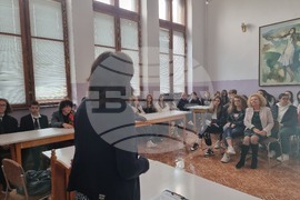 Разград - гимназия - открит урок - празник