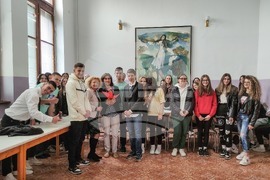 Разград - гимназия - открит урок - празник