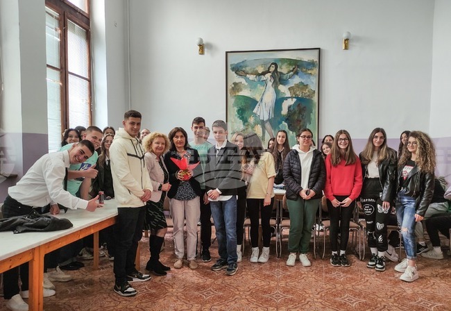 Разград - гимназия - открит урок - празник