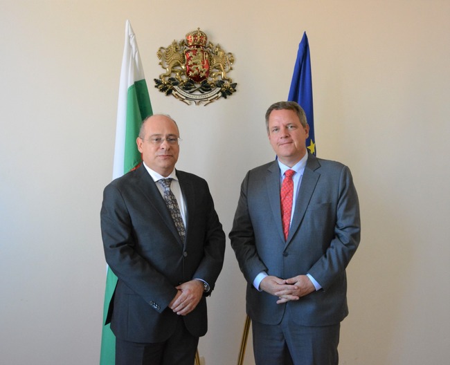 Вицепремиерът Лазаров се срещна с представителя на Световната банка за България Лесе Мелгард