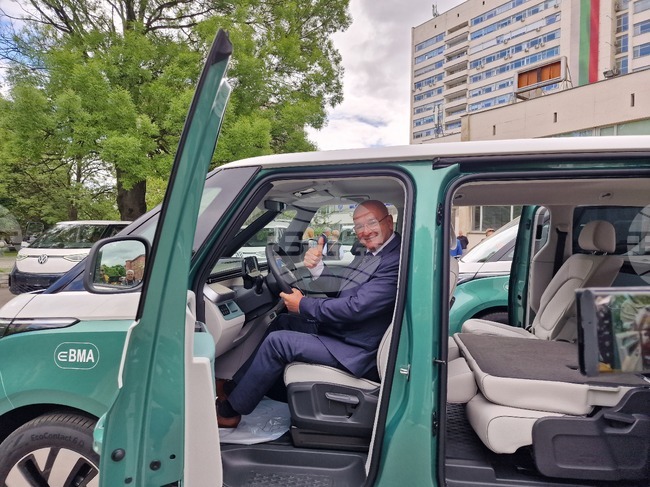 Военномедицинска академия - електрически модела Volkswagen ID. Buzz