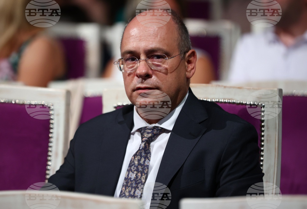 Първа работа - Лазар Лазаров - програма - заключително събитие