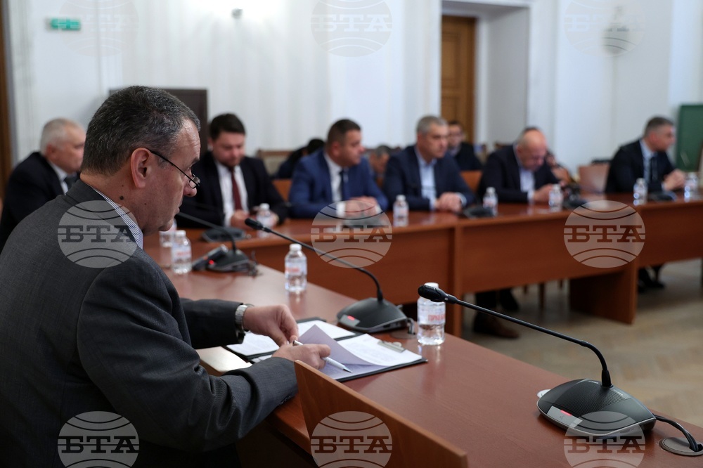 Парламент - Комисия по отбрана - заседание