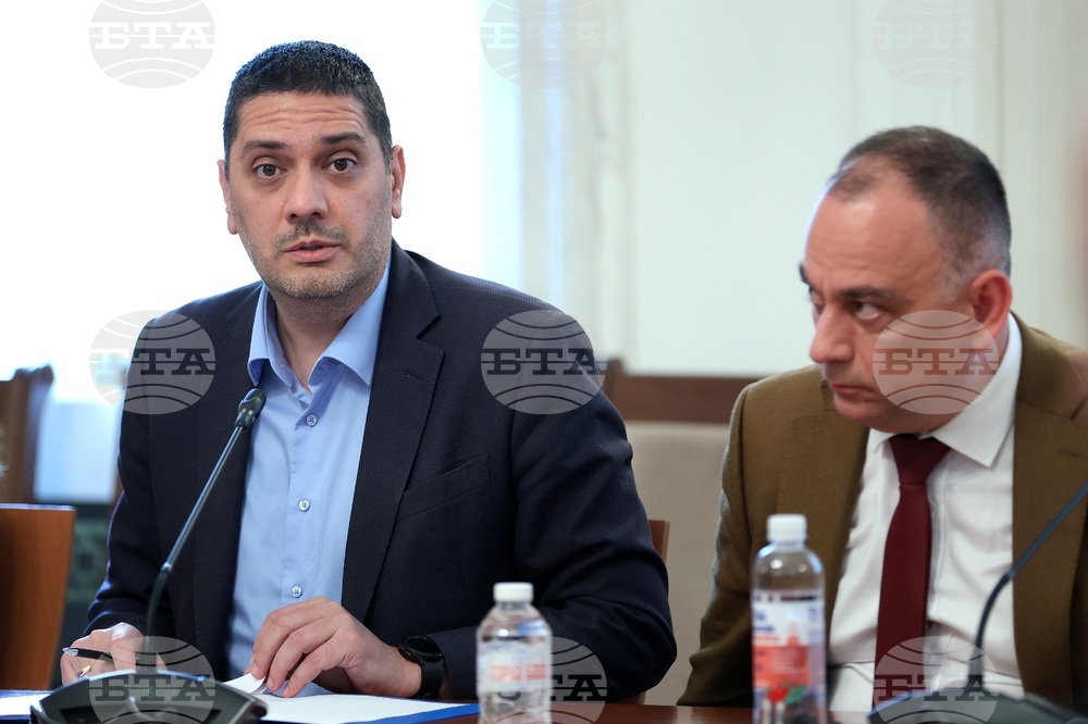 Парламент - Комисия по отбрана - заседание