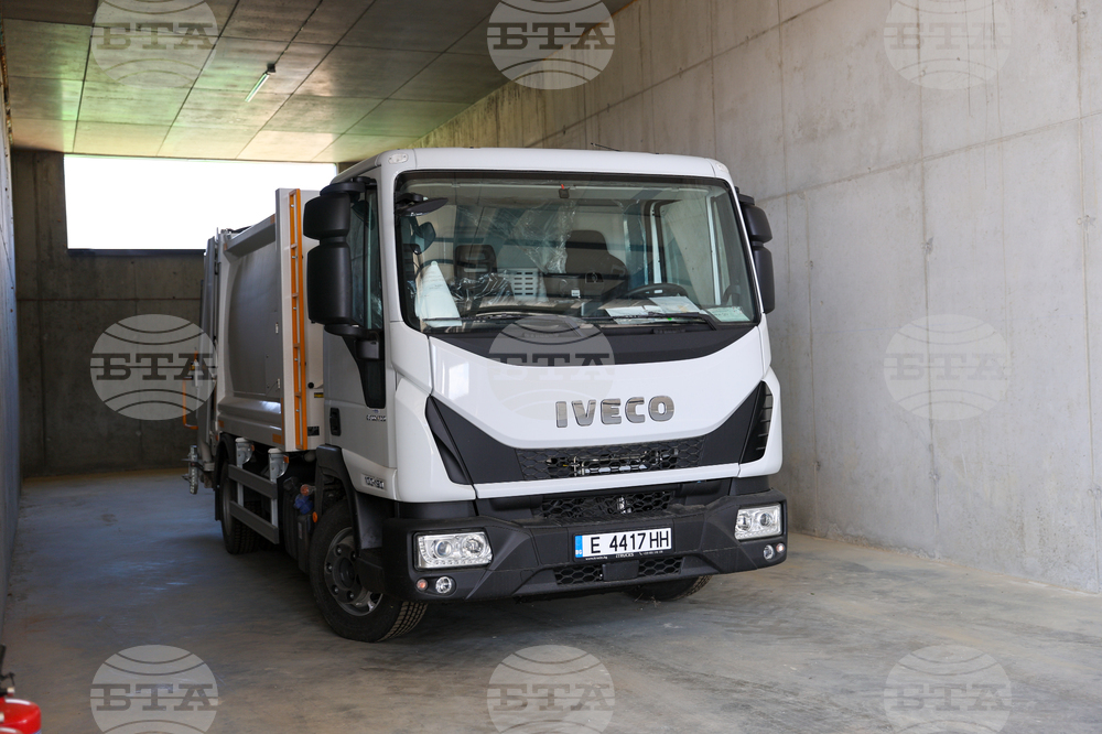 ЕС разреши придобиването на италианския производител на камиони „Ивеко“ от индийската „Тата мотърс“