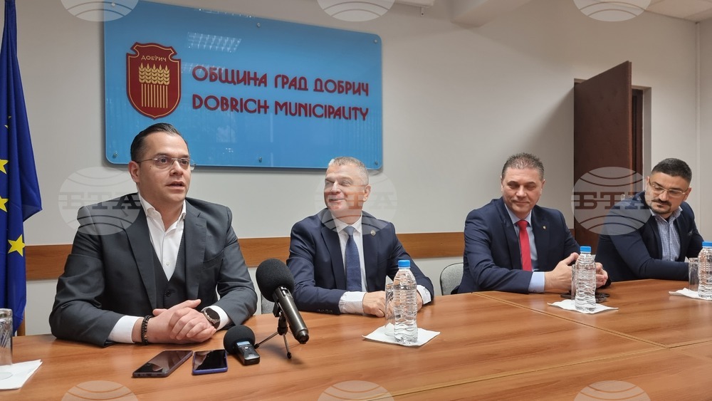 Между 25 и 30 студенти на година е планирано да се обучават във филиала на Бургаския университет в Добрич, каза ректорът проф. Христо Бозов