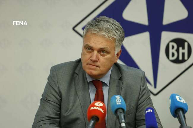 ФЕНА: Електричеството не може да бъде алтернатива на топлоенергията, казва шефът на електрическата компания на Босна и Херцеговина