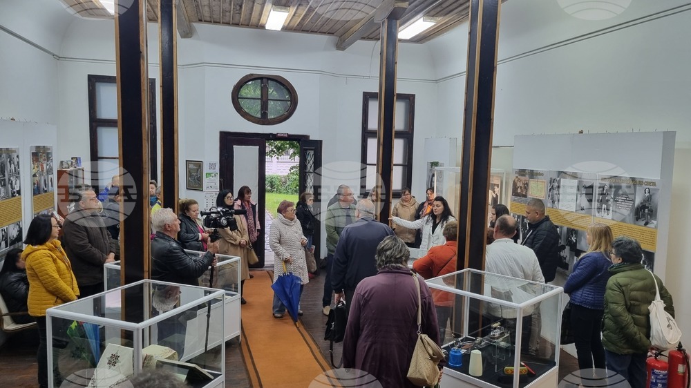 Изложба в Търговище разказва за землячката Върбинка Димитрова, родена без ръце и крака