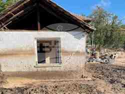 Около 40 служители на Националното тол управление продължават да помагат в разчистването на щетите от наводнението в Карловско