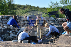 Село Свещари - археологически сезон 2022 - приключване