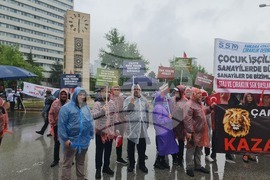 Турция - Ден на труда - шествие