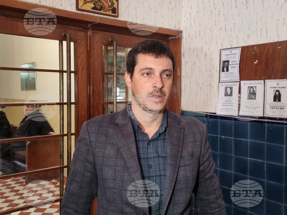 Във всеки храм в Сливенската митрополия на Велики четвъртък ще бъде отслужена литургия с маслосвет