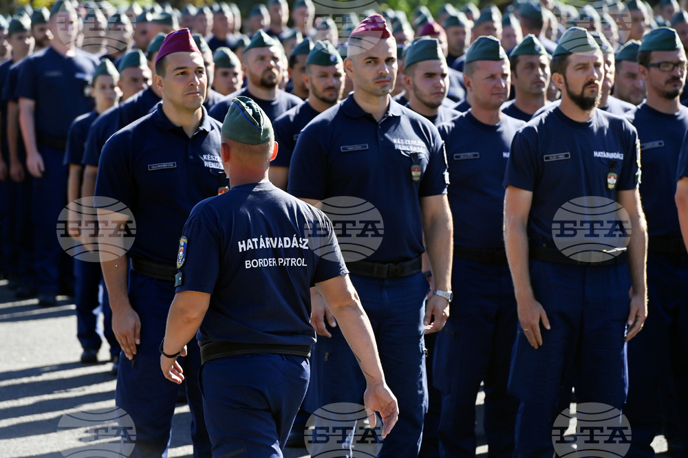 Заподозрени трафиканти на хора откриха огън по полицейски служители в Унгария