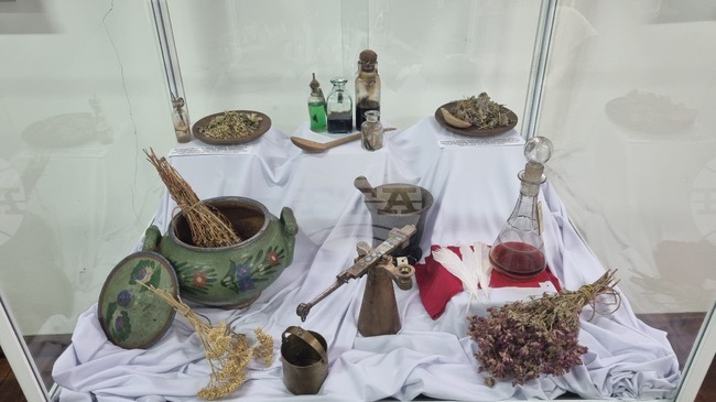 Търговище - Славейково училище - изложба