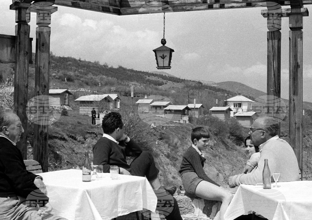 Язовир Искър - ресторант  "Щъркелово гнездо" - изглед