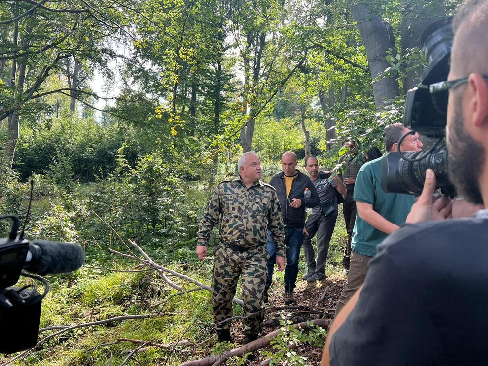 Министър Демерджиев по време на проверките за нерегламентирана сеч: Целта е бедствия като това Карловско да не повтарят