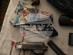 ГДБОП задържа двама мъже за наркотици, оръжие и боеприпаси