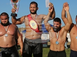 Победителите в предишните години