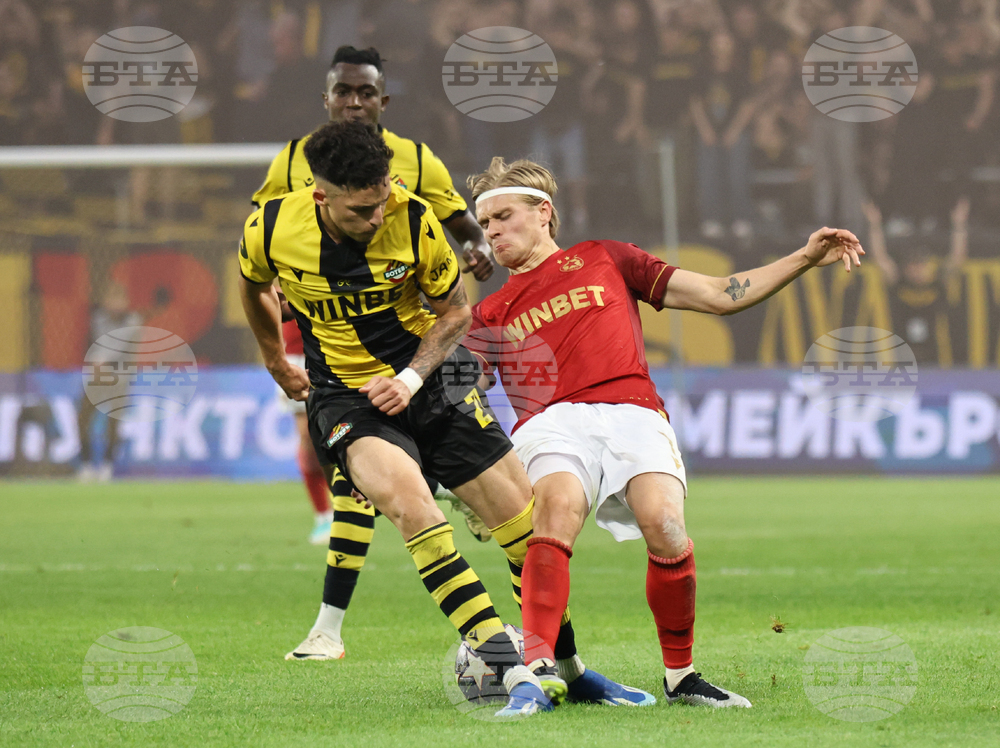 Пловдив - футбол - „Ботев“ (Пловдив) - ЦСКА (София)