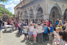 Пловдив - Велики четвъртък - боядисване на яйца