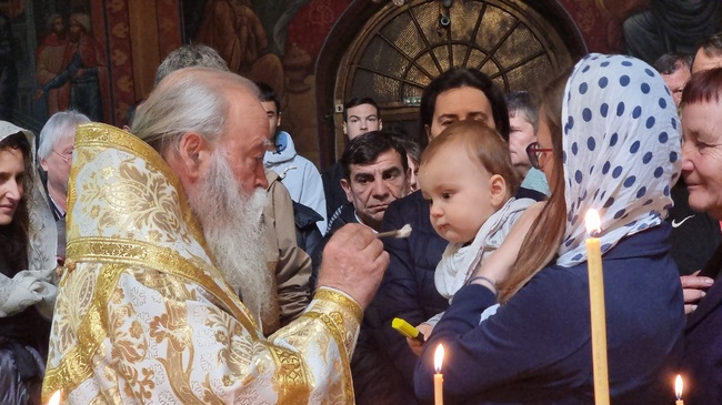 По-голяма вяра и повече любов към Бога, пожела Ловчанският митрополит Гавриил