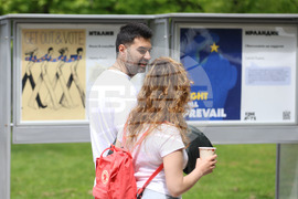 "Излез и гласувай" - изложба