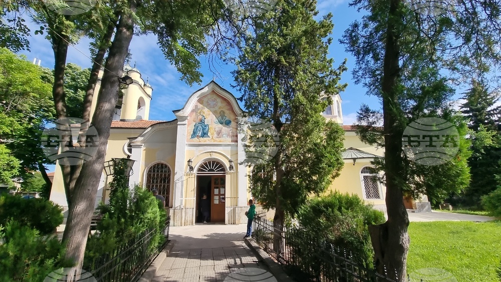 Ловеч - църква „Света Троица“