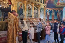 Ловеч - Велики четвъртък - литургия