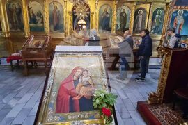 Ловеч - Велики четвъртък - литургия