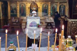 Ловеч - Велики четвъртък - литургия