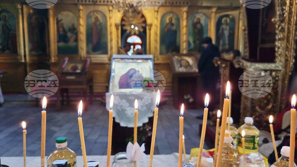 Ловеч - Велики четвъртък - литургия