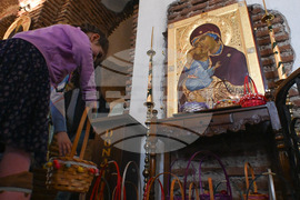 Боядисване на великденски яйца