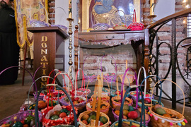 Боядисване на великденски яйца