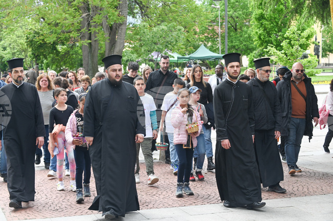 Велики четвъртък - литийно шествие