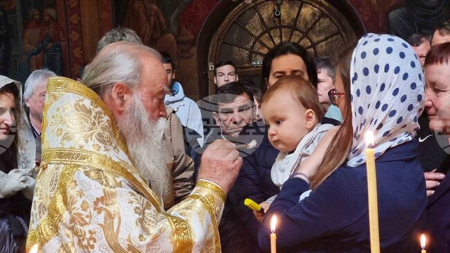 Ловеч - Велики четвъртък - литургия 