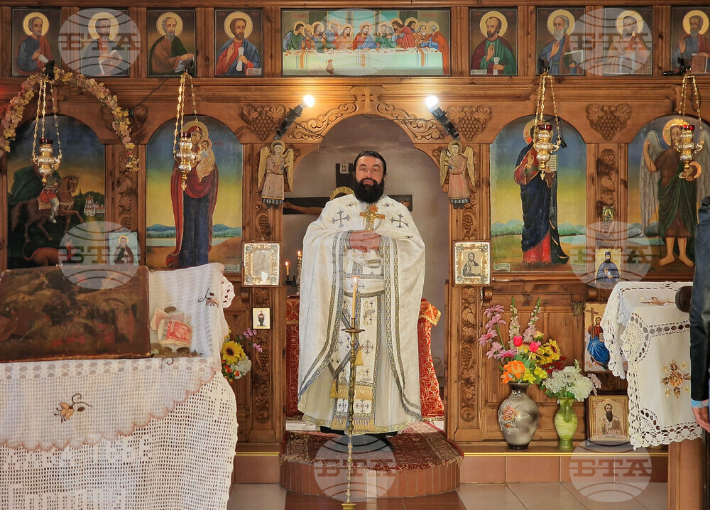 Село Коларово - Велики четвъртък - литургия