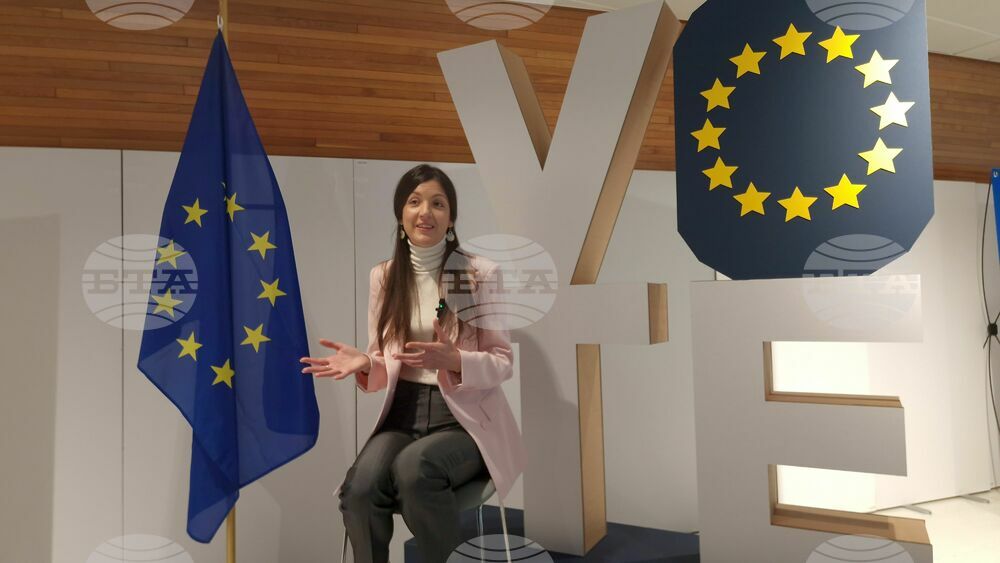 Марина Тренчева - от студентка по политически науки до Европейския парламент