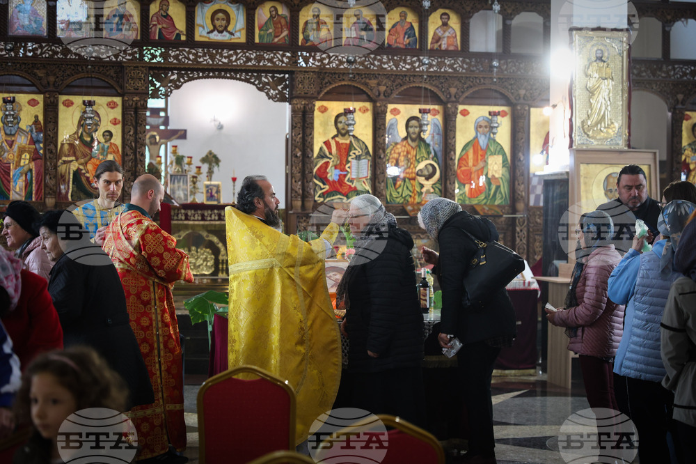 Бургас - храм „Св. Николай Чудотворец” - Велики четвъртък