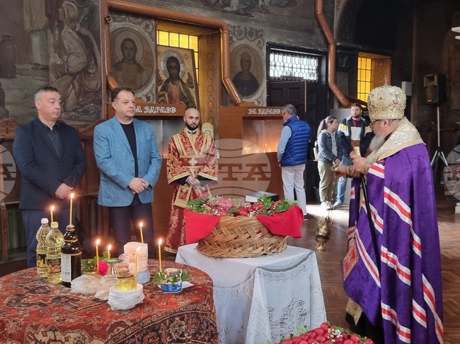 Велико Търново - Велики четвъртък - освещаване